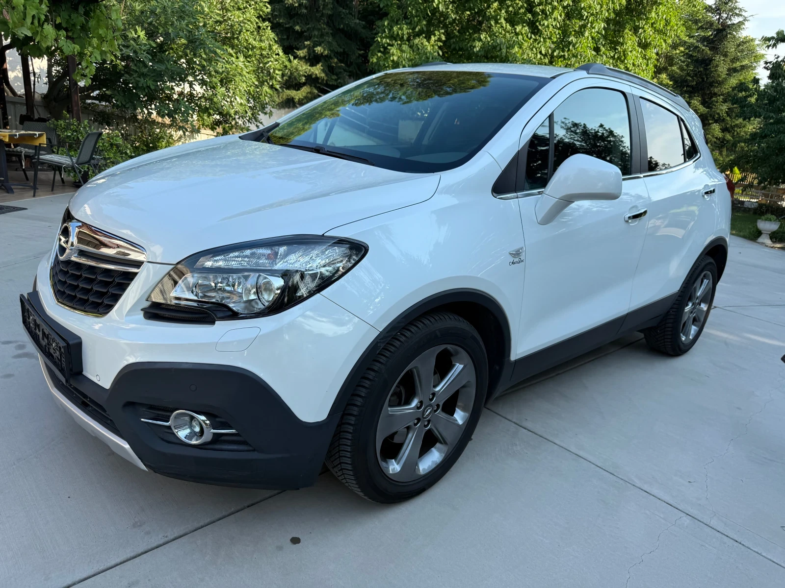 Opel Mokka 1.6i* Cosmo* 90 000км.* бяла перла* 