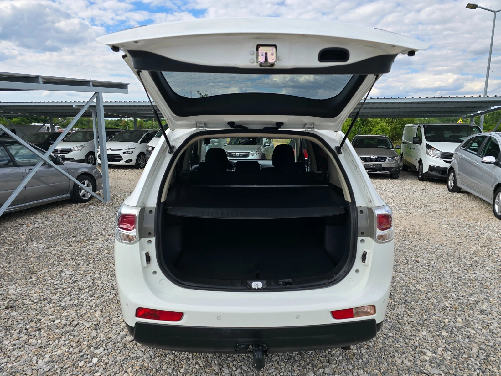Mitsubishi Outlander 2.2 DI-D 4X4  | Mobile.bg � ����������� 15