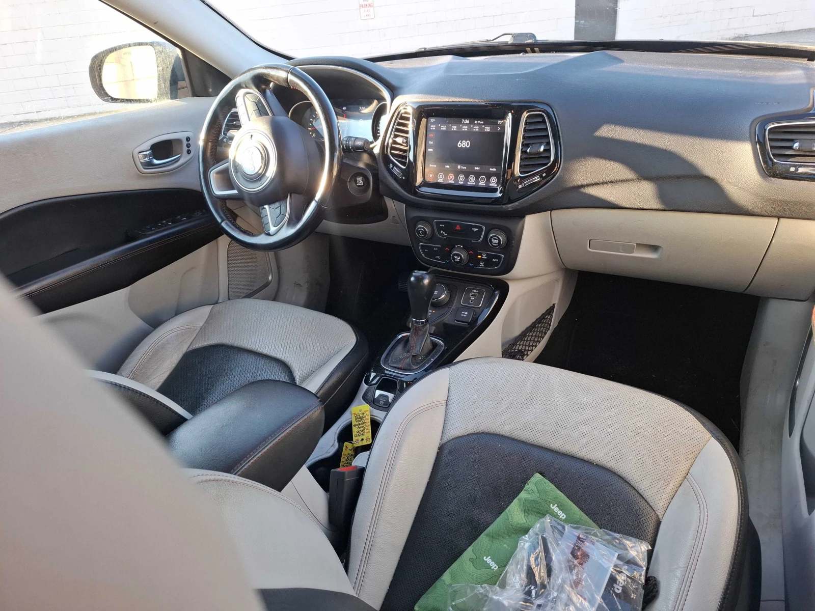 Jeep Compass * Limited * CARFAX * ОПЦИЯ ЗА ФИНАНСИРАНЕ, снимка 15 - Автомобили и джипове - 55978092