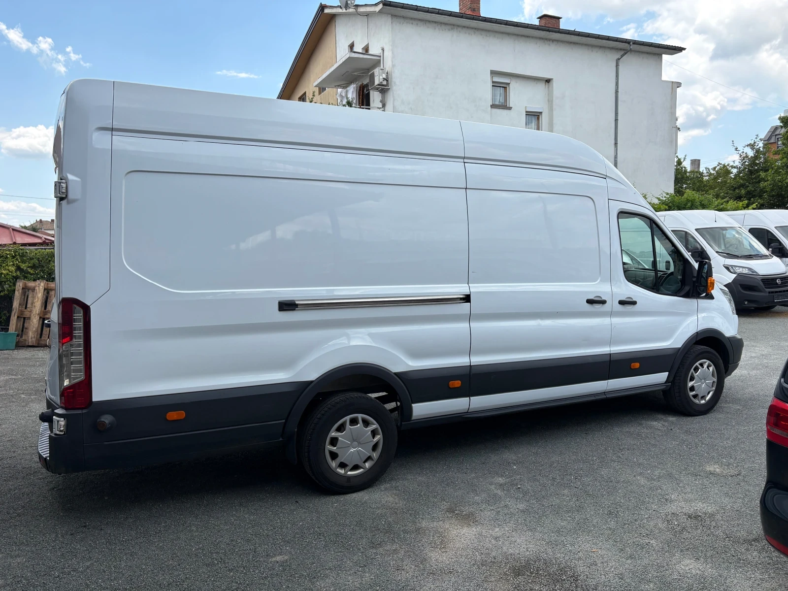 Ford Transit 2.0 EcoBlue 131k.c. Euro 6, снимка 4 - Бусове и автобуси - 54820051