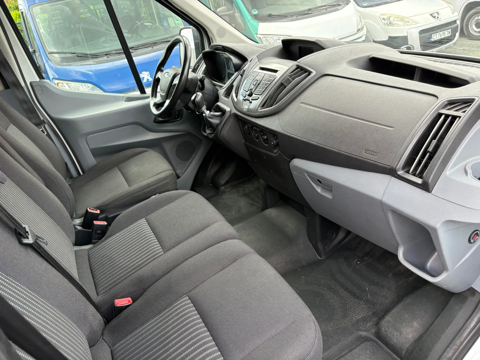 Ford Transit 2.0 EcoBlue 131k.c. Euro 6, снимка 10 - Бусове и автобуси - 54820051