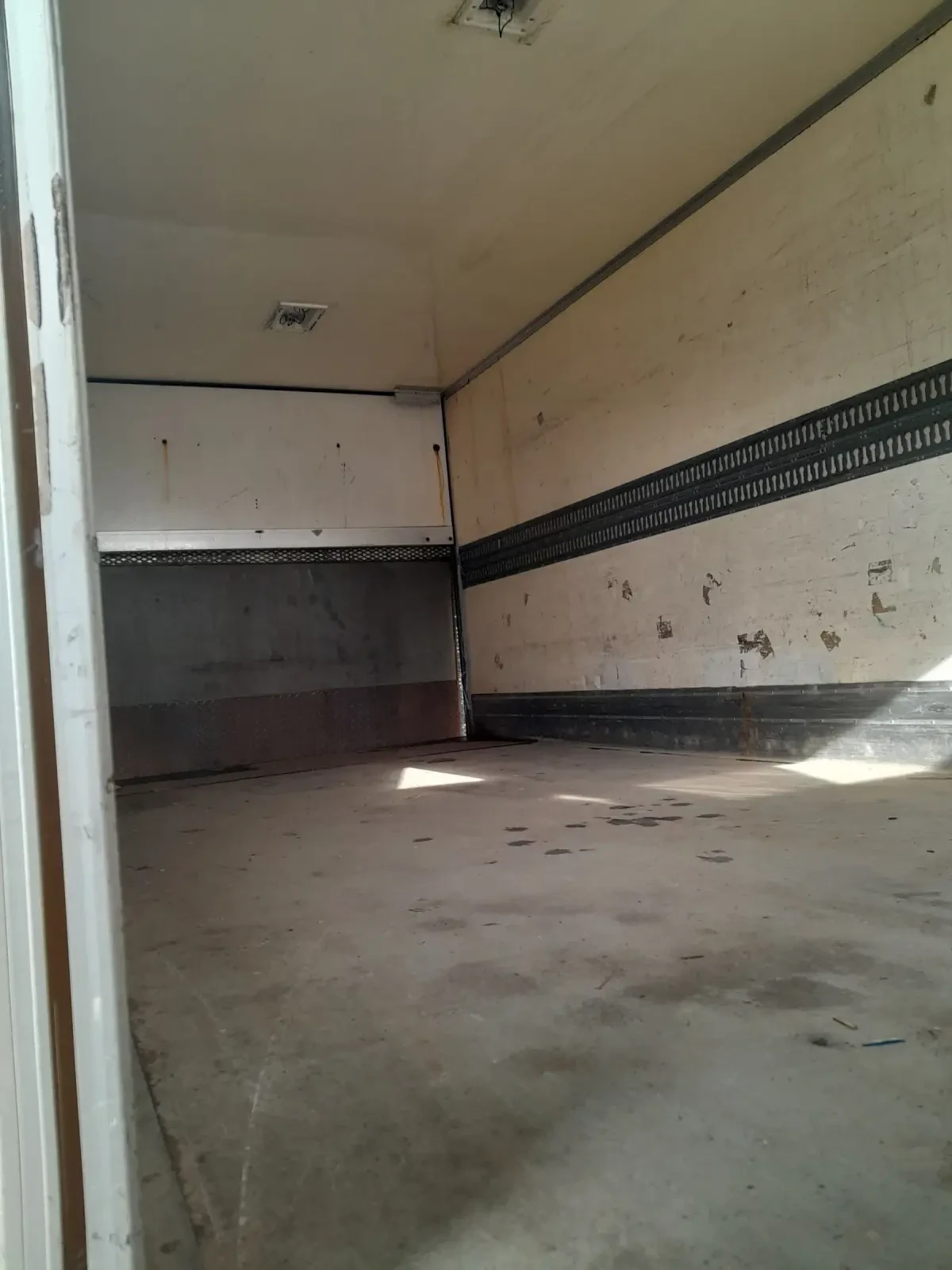 Mercedes-Benz 1217 ФУРГОН  - изображение 5