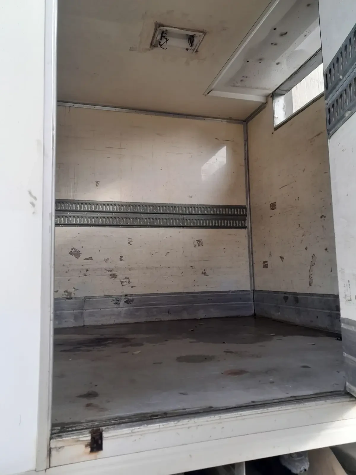 Mercedes-Benz 1217 ФУРГОН  - изображение 6