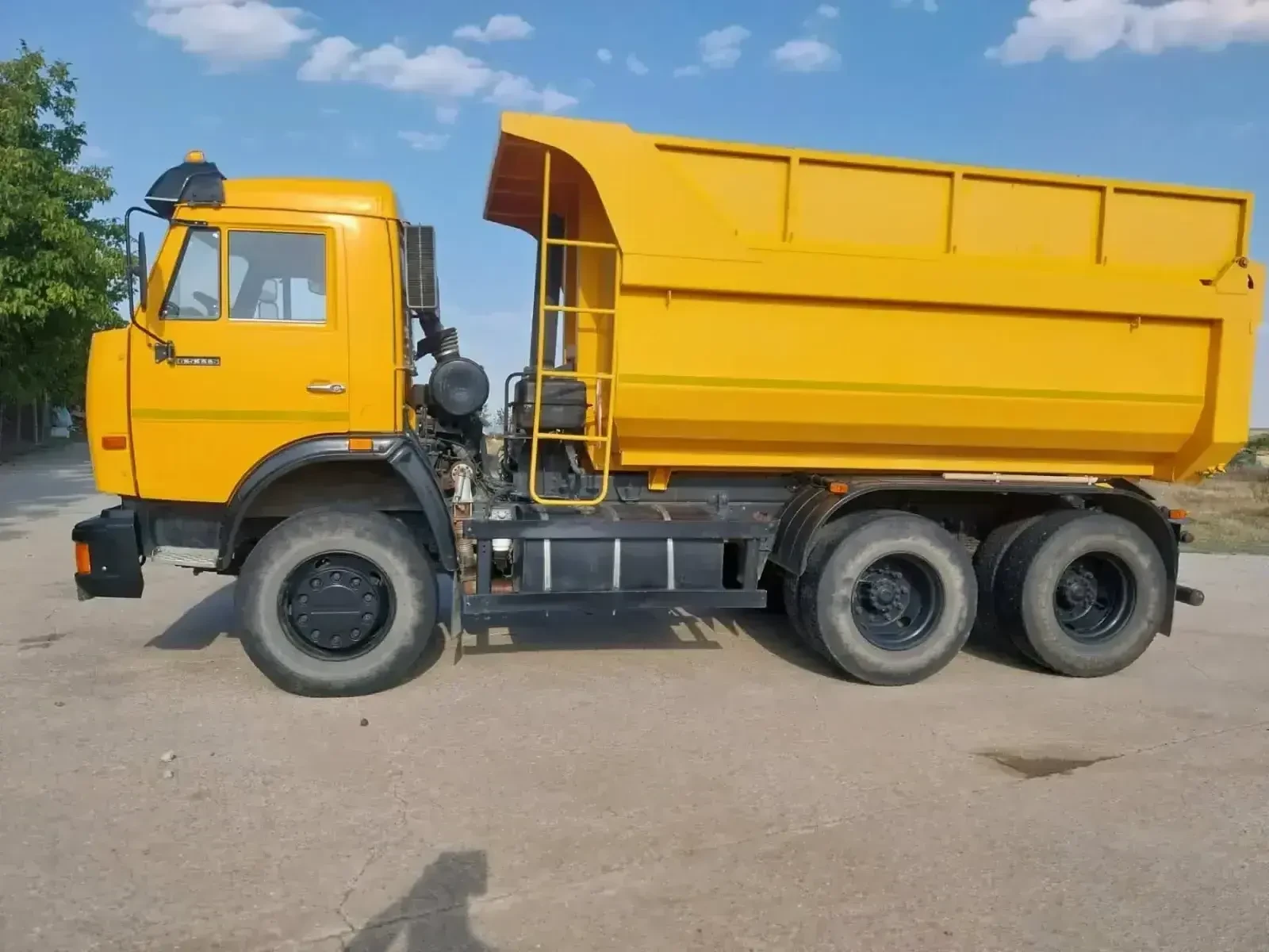 Kamaz 6520 6х4 Самосвал, снимка 2 - Камиони - 55117405