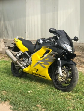  Honda Cbr