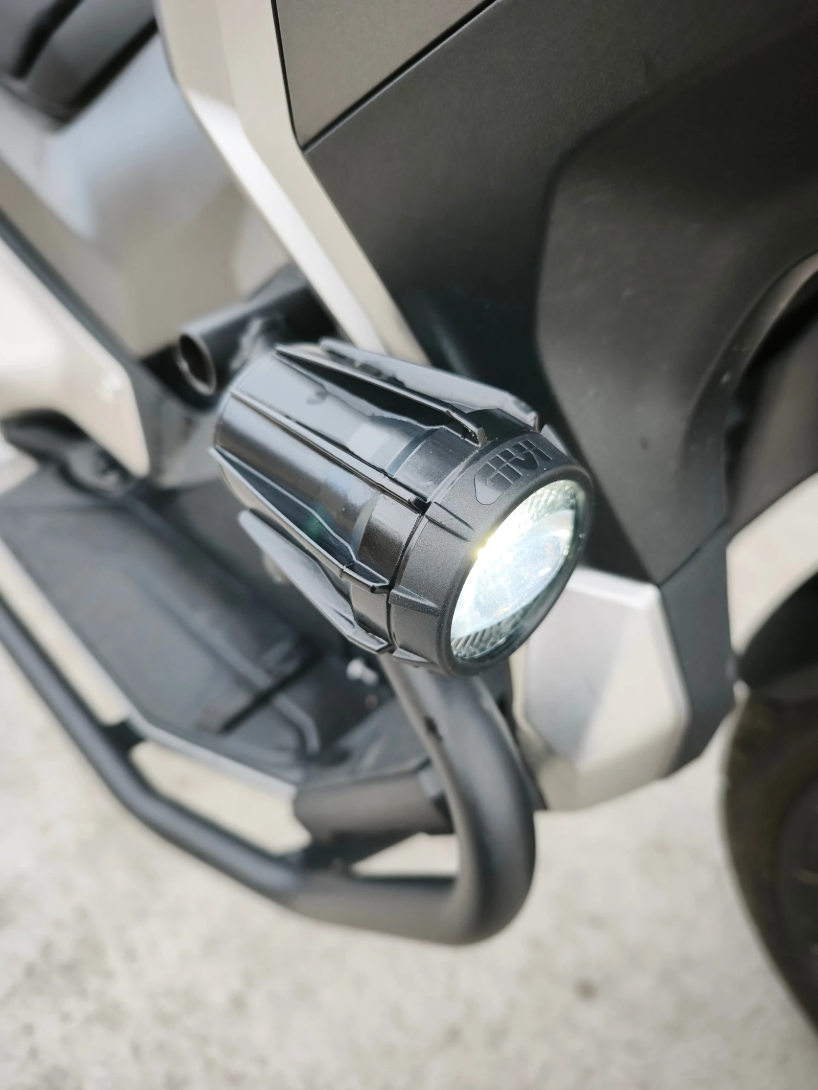 Honda X-ADV 750 TCS ABS , снимка 8 - Мотоциклети и мототехника - 54081084