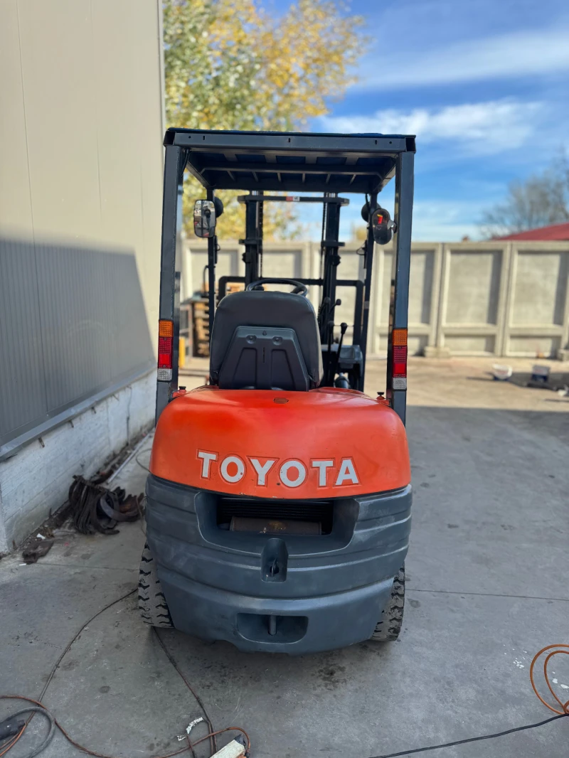 Мотокар Toyota 8FG15, снимка 4 - Индустриална техника - 52408937