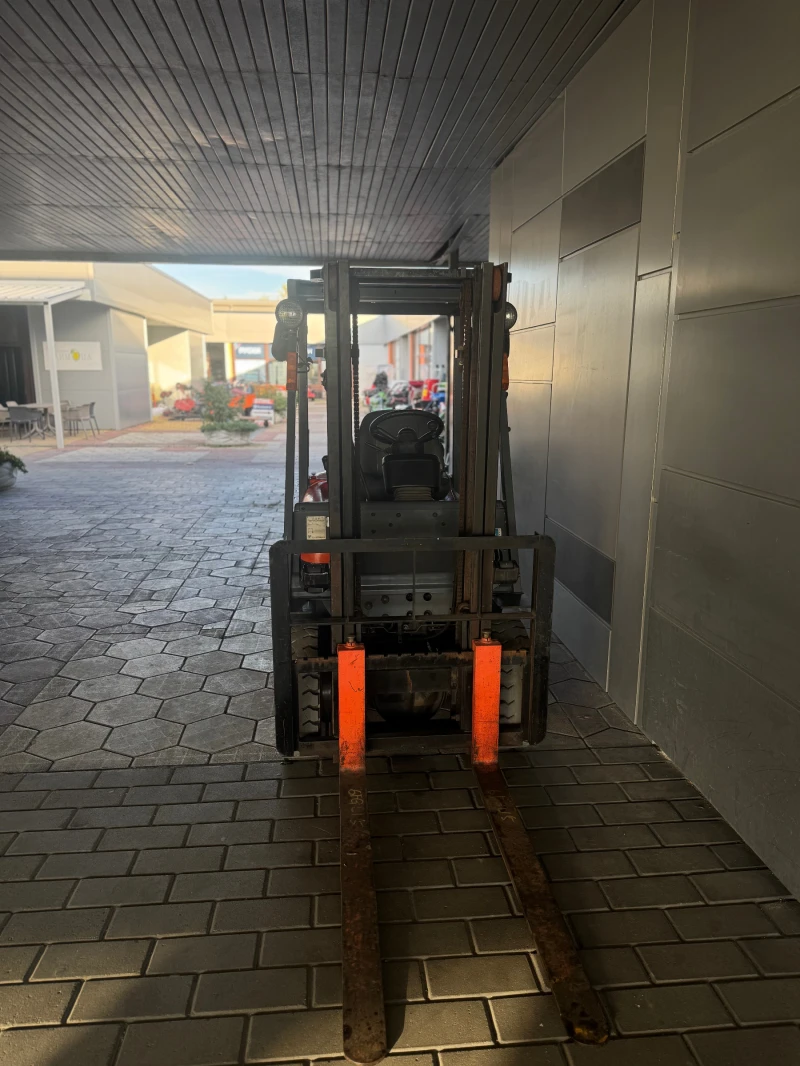 Мотокар Toyota 8FG15