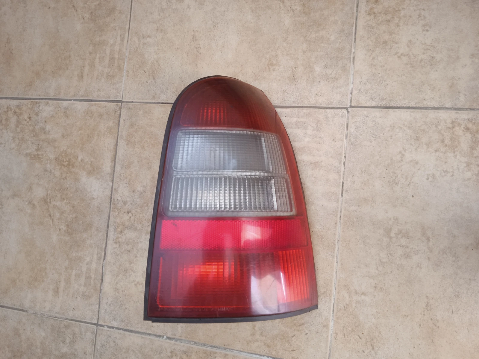 ������� | Mobile.bg � ����������� 16