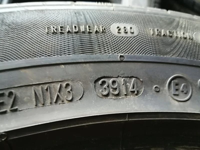 Гуми Летни 215/55R18, снимка 6 - Гуми и джанти - 21467383