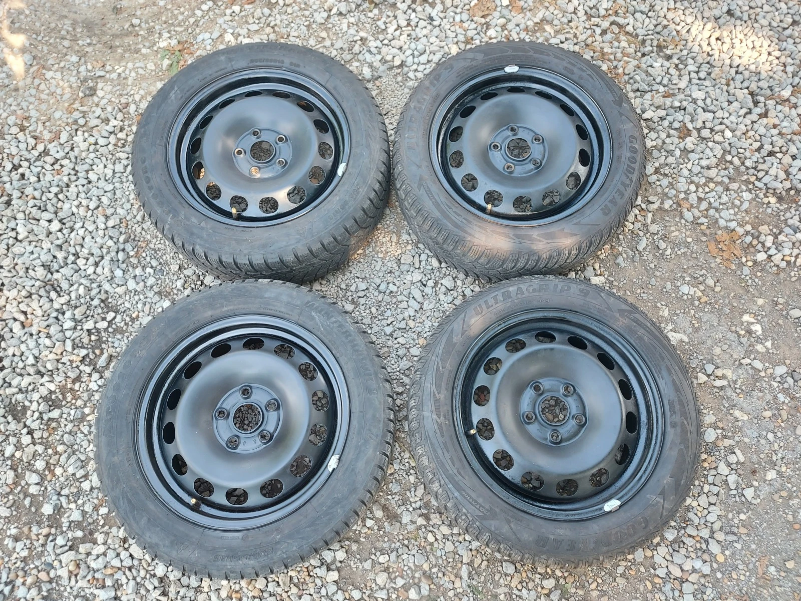    205/55R16  VW | Mobile.bg   1