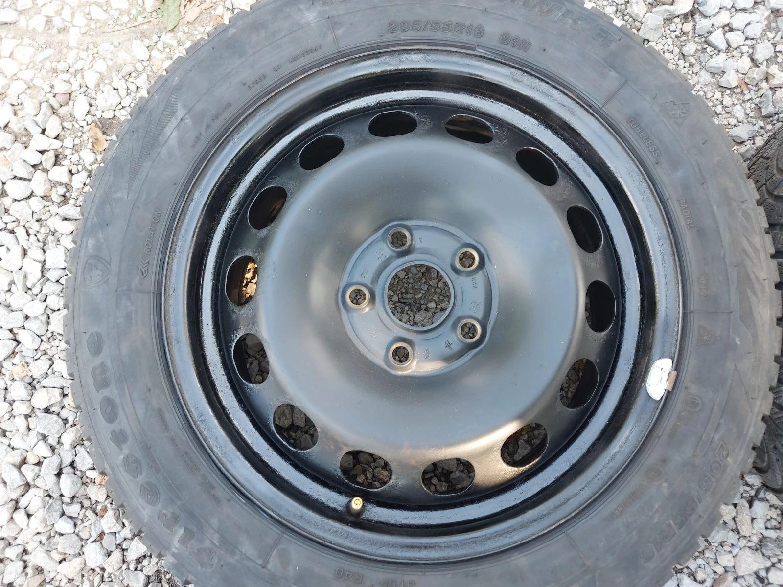    205/55R16  VW | Mobile.bg   4