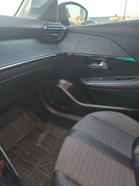 Peugeot 208, снимка 11