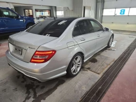 Mercedes-Benz C 300 АМГ ПАКЕТ/CARFAX/ПОДГРЕВ/ПАНОРАМА, снимка 2