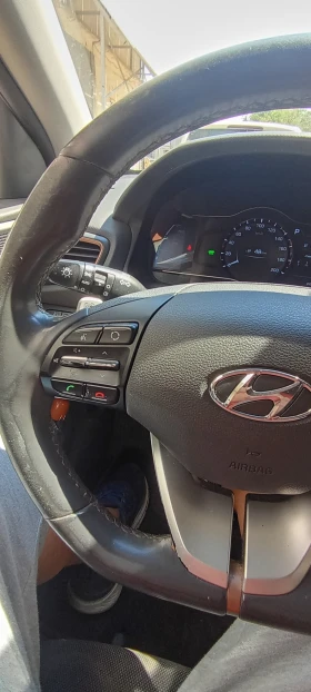 Hyundai Ioniq SOH 92%, снимка 9