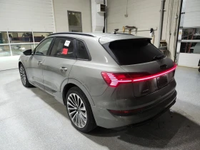 Audi E-Tron TECHNIK/CARFAX/ОТ ПРЕДСТАВИТЕЛСТВО/ 1 СОБСТВЕНИК/, снимка 4