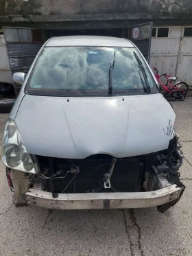 Toyota Corolla verso 2.0D4D 116k.c НА ЧАСТИ, снимка 1