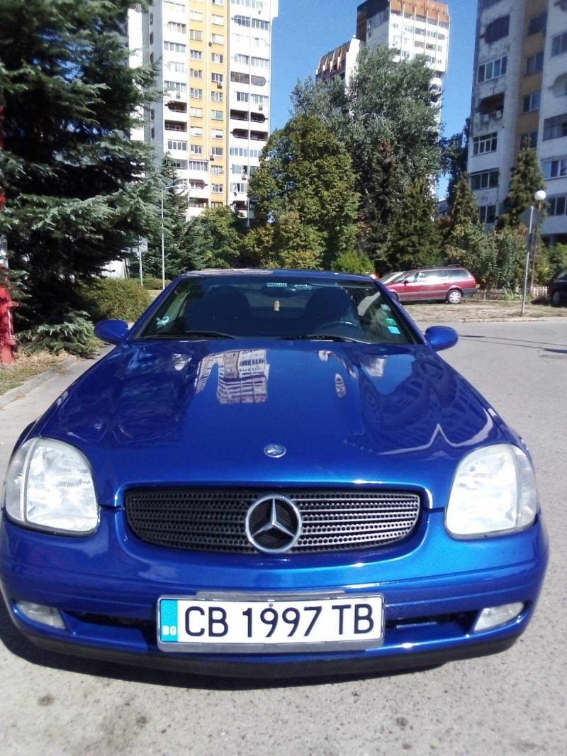 Mercedes-Benz SLC, снимка 2 - Автомобили и джипове - 45698823