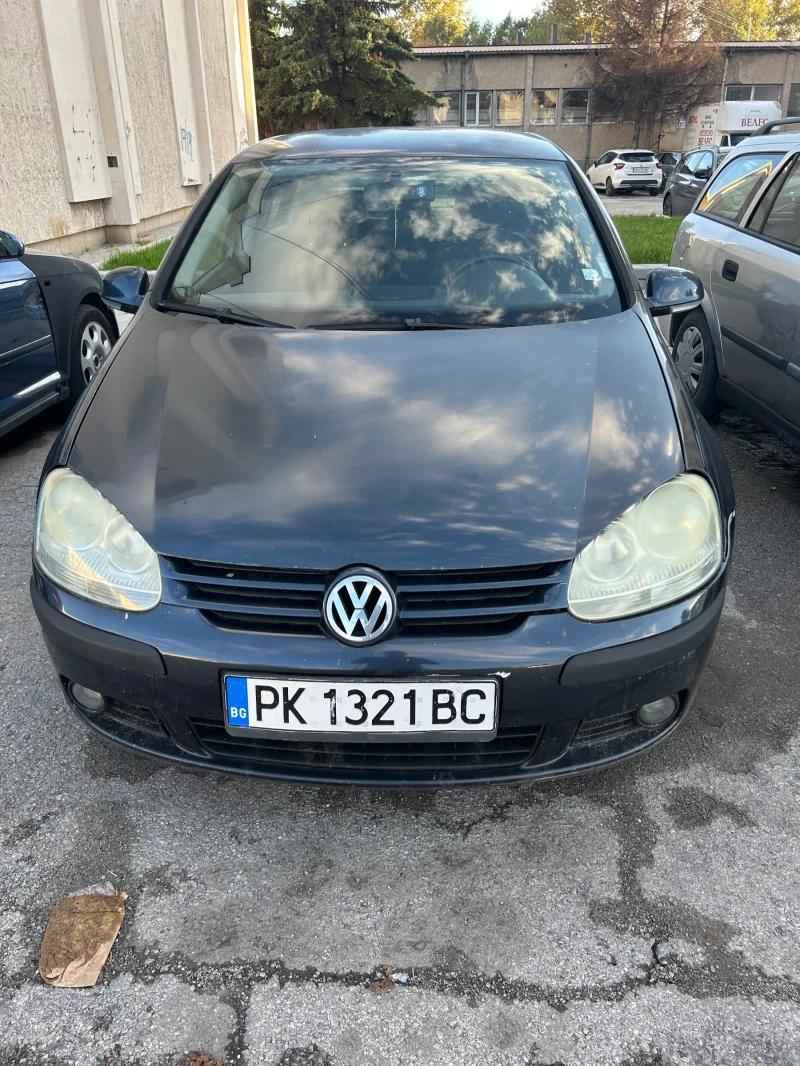 VW Golf, снимка 1 - Автомобили и джипове - 47525532