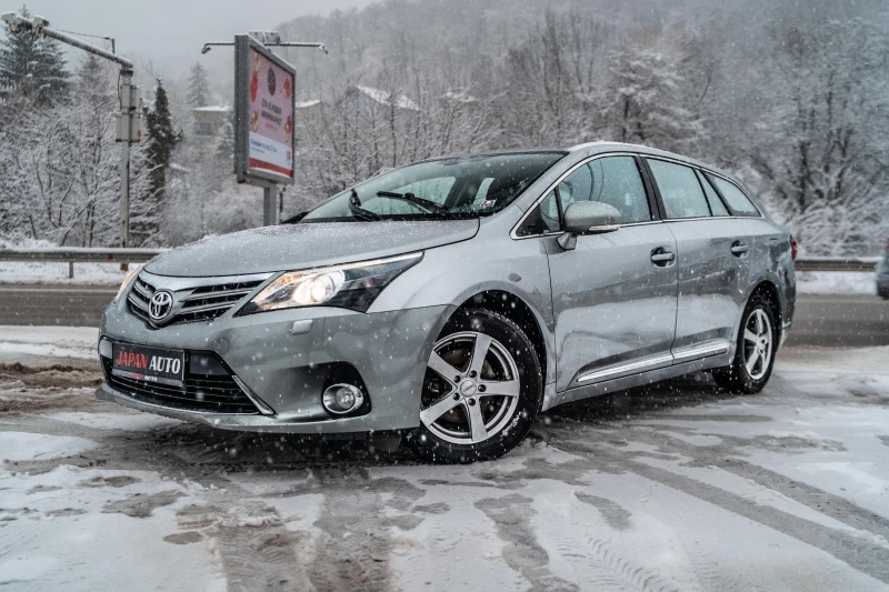 Toyota Avensis 2.0 D-4D 124к.с. ТОП | ПРОДАВА СЕ С ГАРАНЦИЯ, снимка 1 - Автомобили и джипове - 48436563