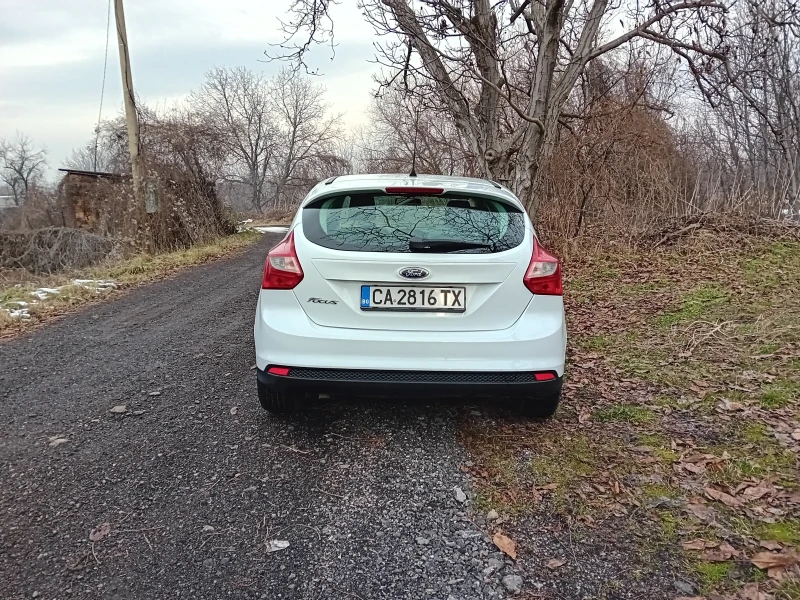 Ford Focus 1.6 TDCI 6 СКОРОСТИ , снимка 8 - Автомобили и джипове - 48681059