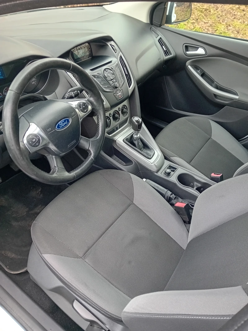 Ford Focus 1.6 TDCI 6 СКОРОСТИ , снимка 9 - Автомобили и джипове - 48681059