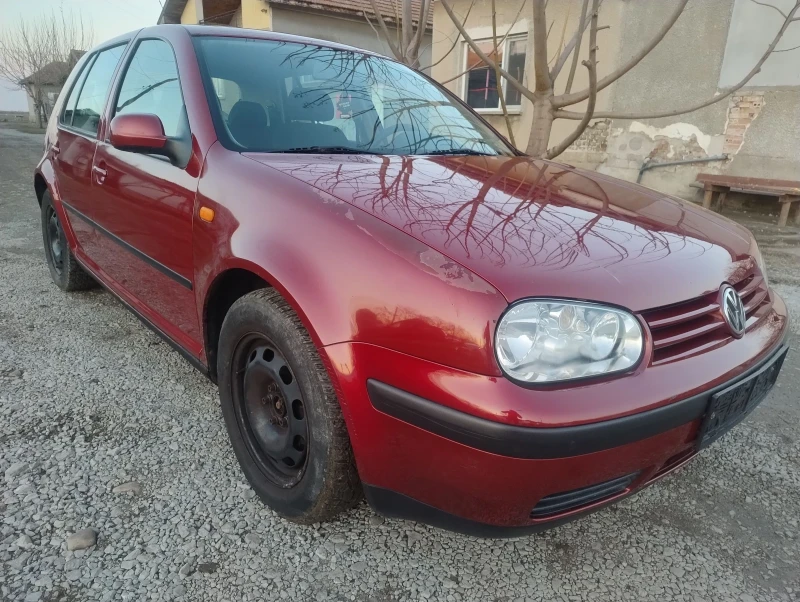 VW Golf 4/1.4I, снимка 5 - Автомобили и джипове - 49350083