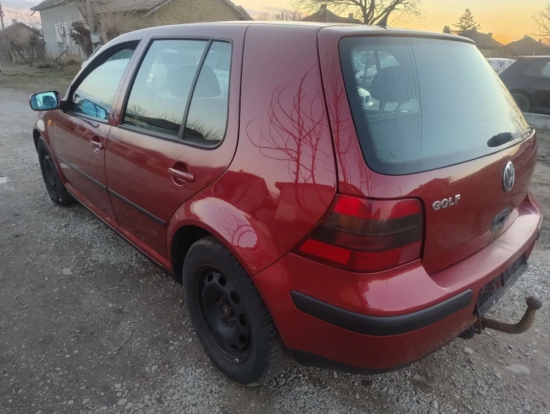 VW Golf 4/1.4I, снимка 8 - Автомобили и джипове - 49350083