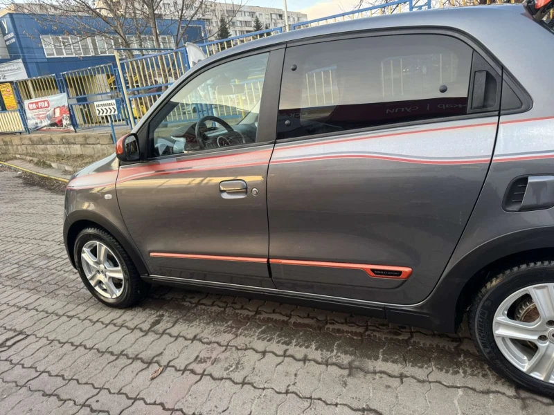 Renault Twingo G.T, снимка 4 - Автомобили и джипове - 49420564