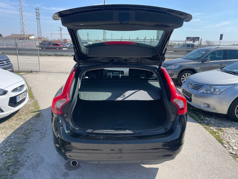 Volvo V60 Navi Automatic, снимка 12 - Автомобили и джипове - 49741953