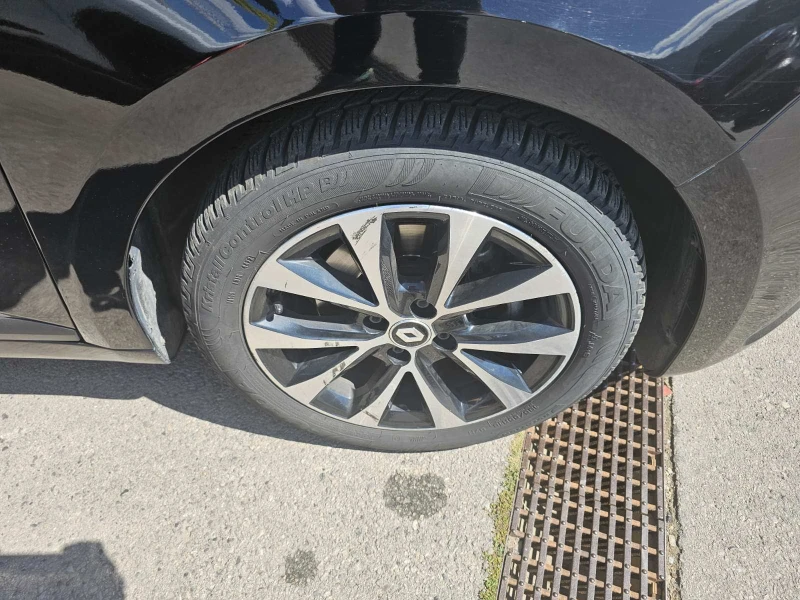 Renault Clio E-TECH HYBRID 90 EDC, снимка 16 - Автомобили и джипове - 51576732