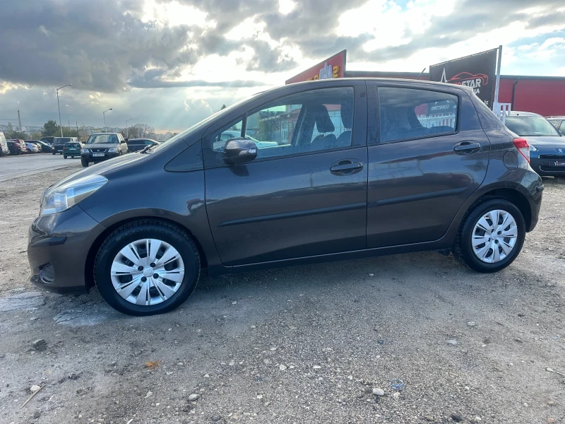 Toyota Yaris 1.4 D4D Navi, снимка 3 - Автомобили и джипове - 51854145