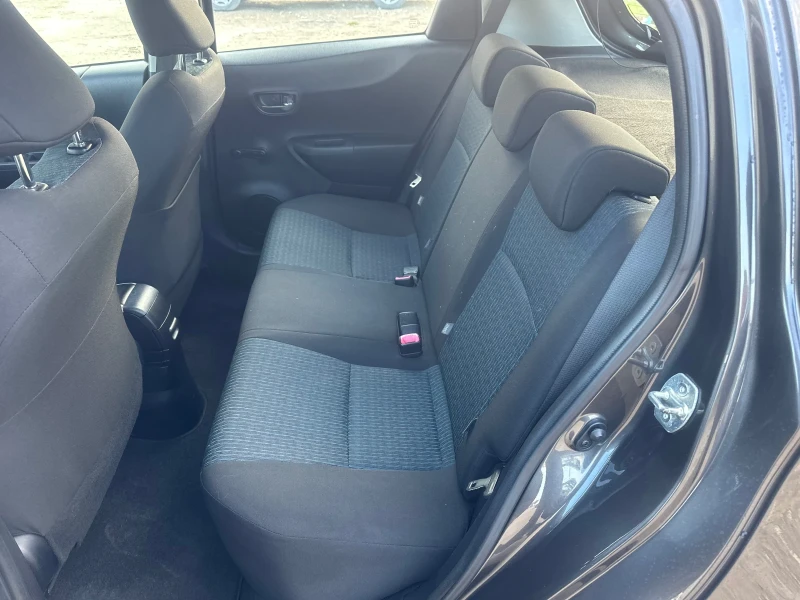 Toyota Yaris 1.4 D4D Navi, снимка 16 - Автомобили и джипове - 51854145