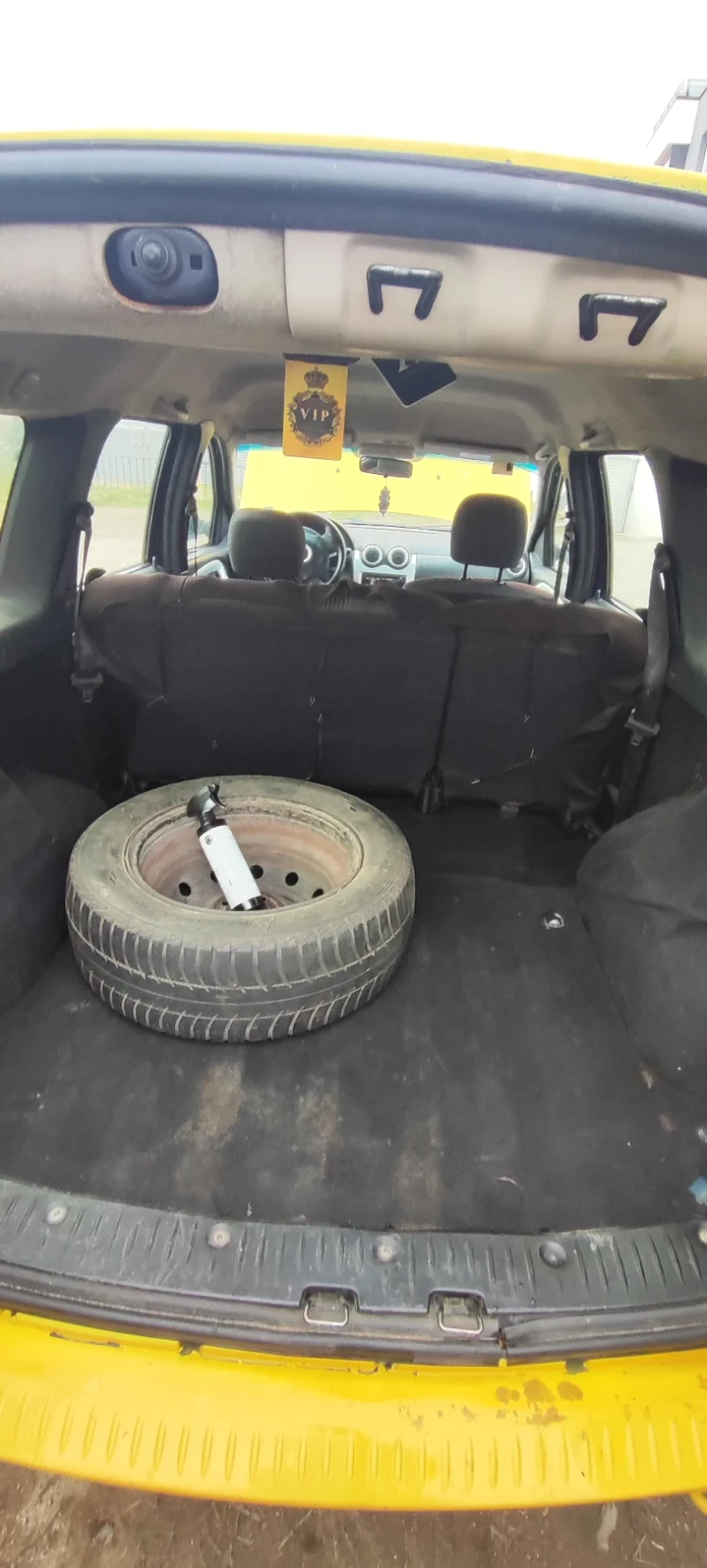 Dacia Logan, снимка 9 - Автомобили и джипове - 52975267