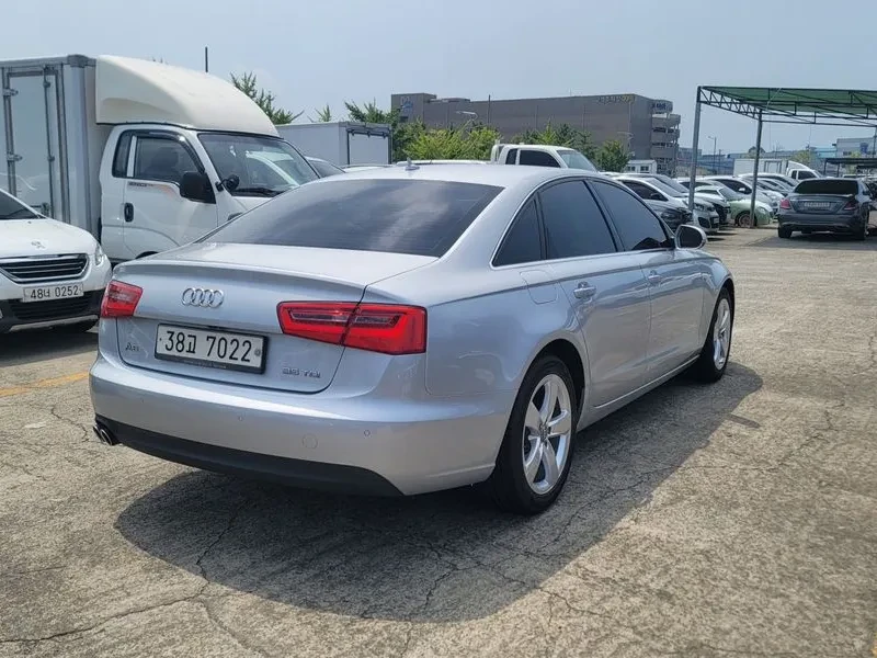 Audi A6 2.0 TDI Dynamic C7, снимка 3 - Автомобили и джипове - 53269757