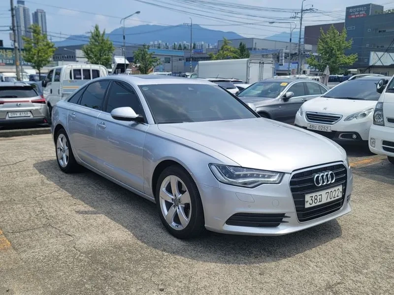 Audi A6 2.0 TDI Dynamic C7, снимка 4 - Автомобили и джипове - 53269757