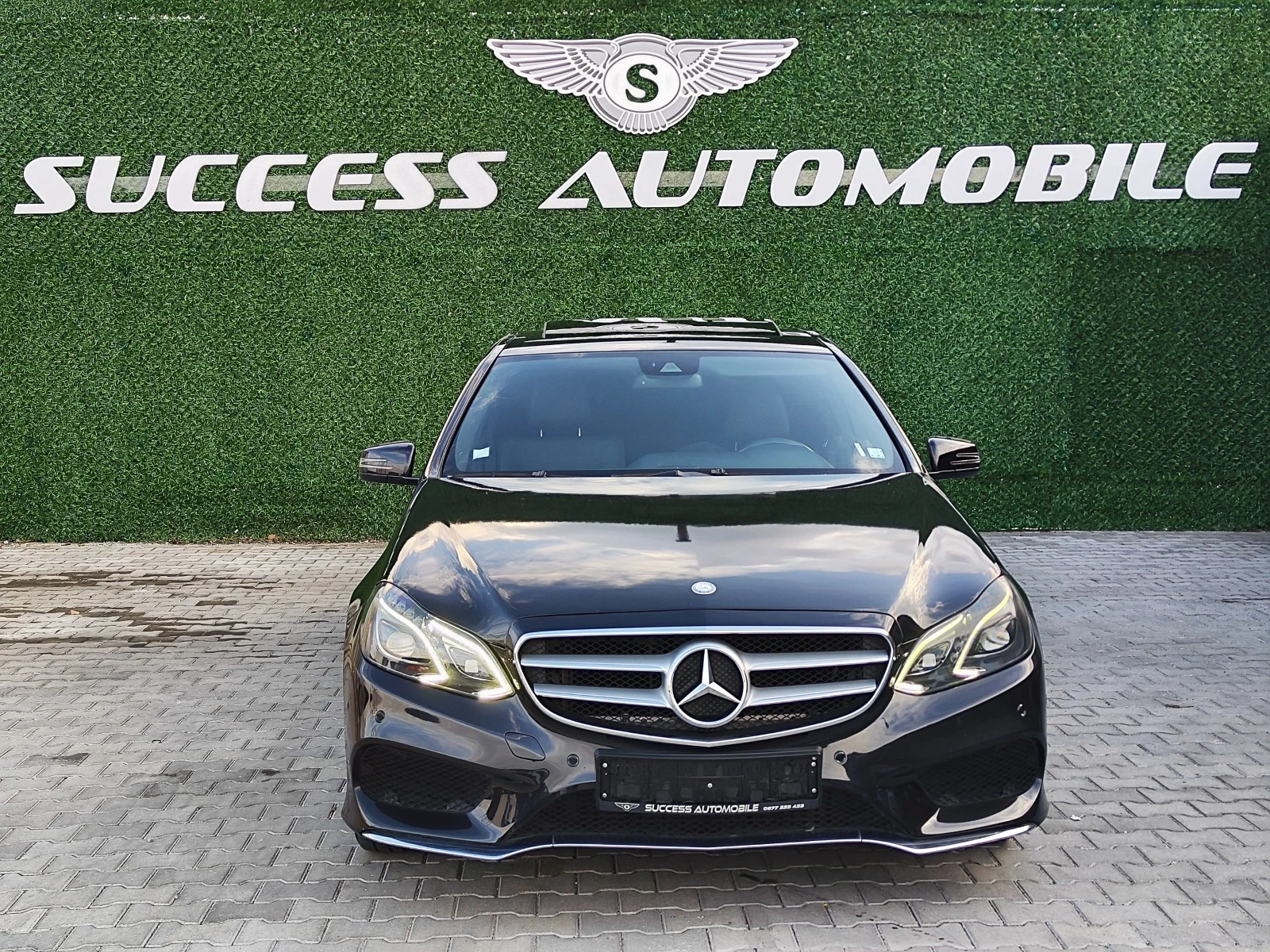 Mercedes-Benz E 220 AMG* FACELIFT* CAMERA* LIZING - [1] 