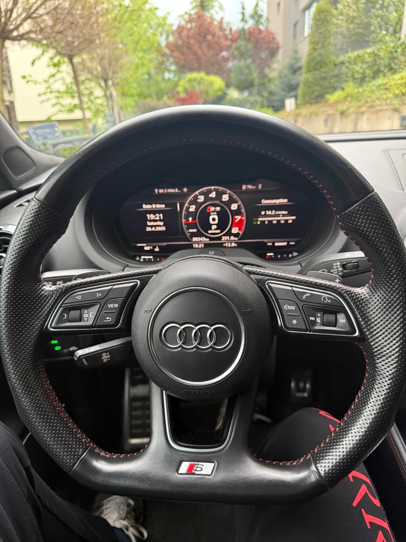 Audi S3 Virtul Cockpit/Гуми/Bang&Oluflsen/Каско/Quatro/ - изображение 9