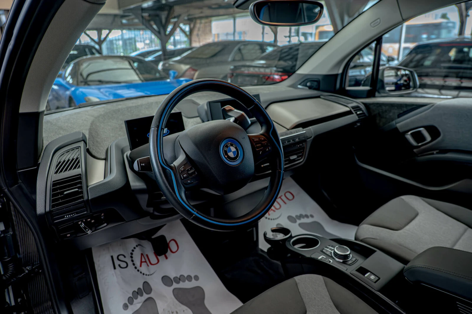 BMW i3 S/120ah/Adaptive LED/PDC - изображение 8