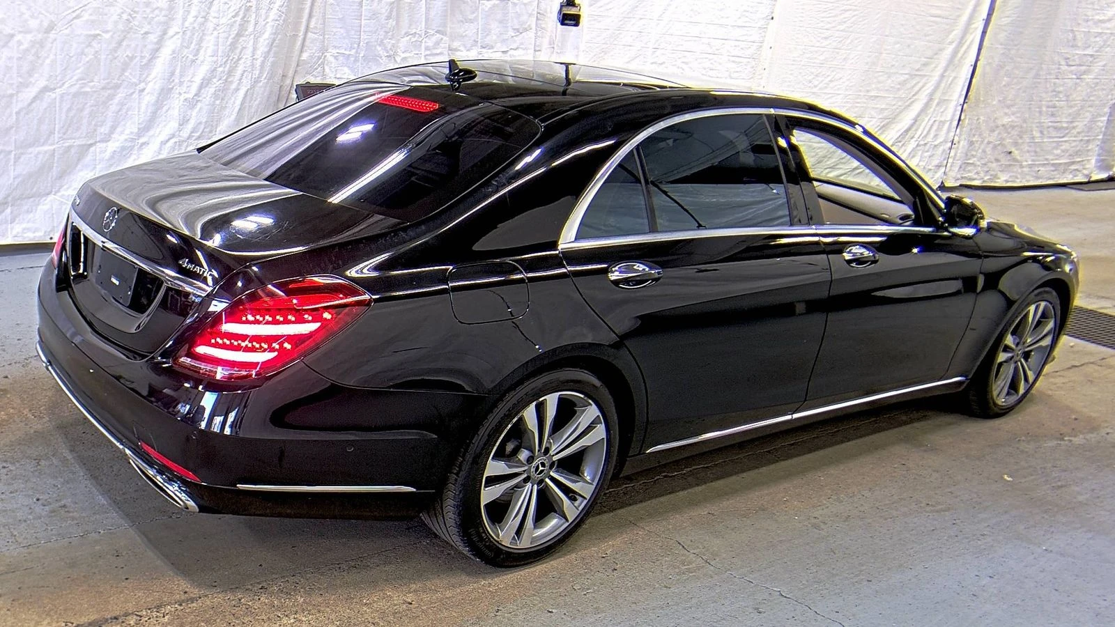 Mercedes-Benz S 560 4MATIC  - изображение 3