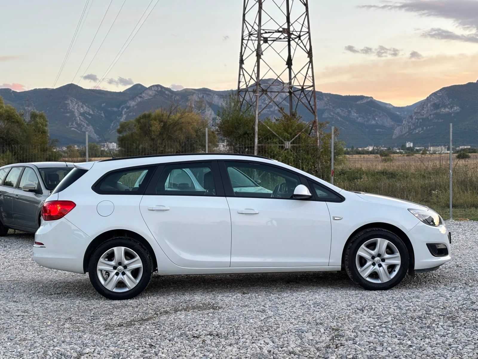 Opel Astra 1.6CDTI EcoFlex Cosmo ITALY  - изображение 8