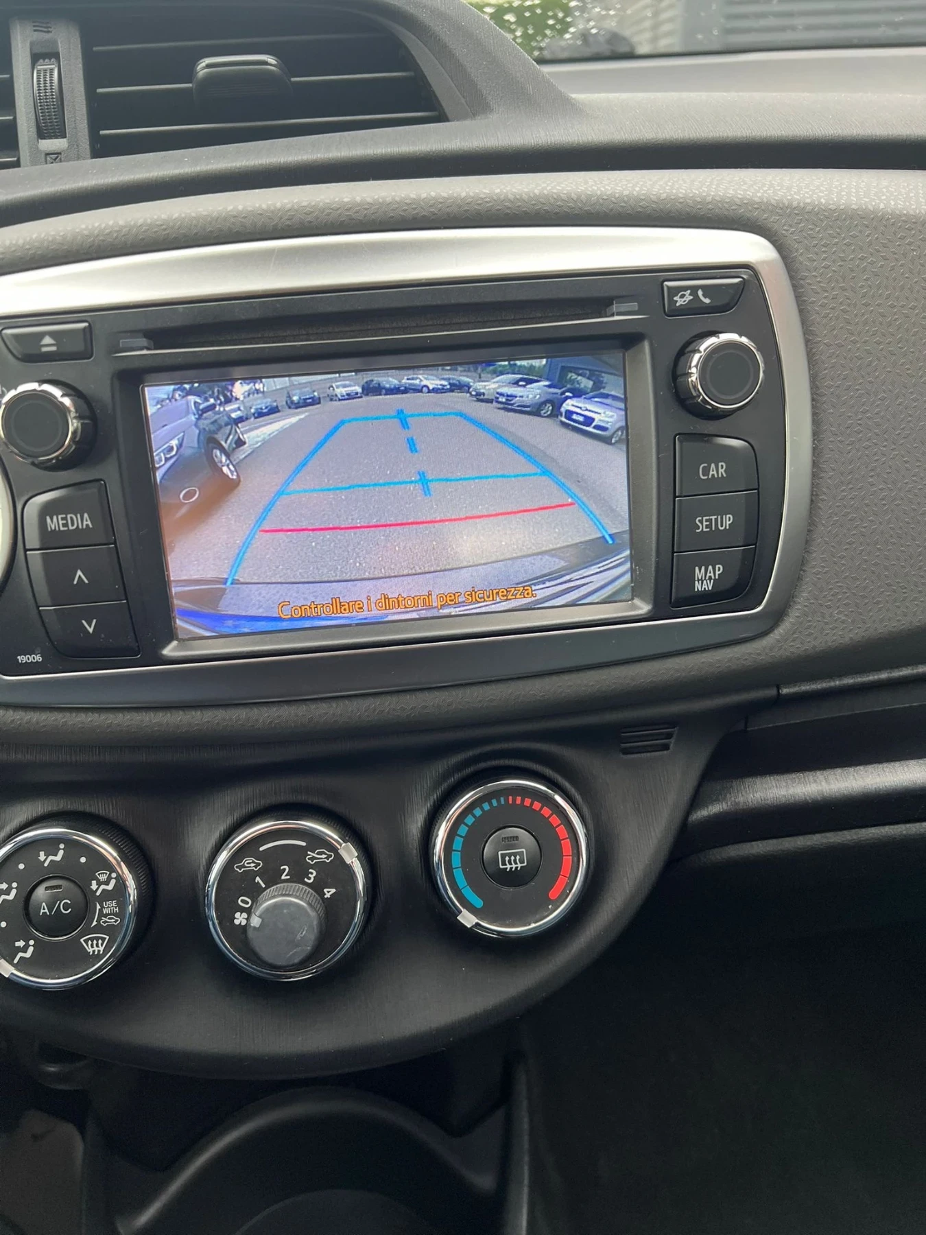 Toyota Yaris 1.4 D4D Navi | Mobile.bg   14