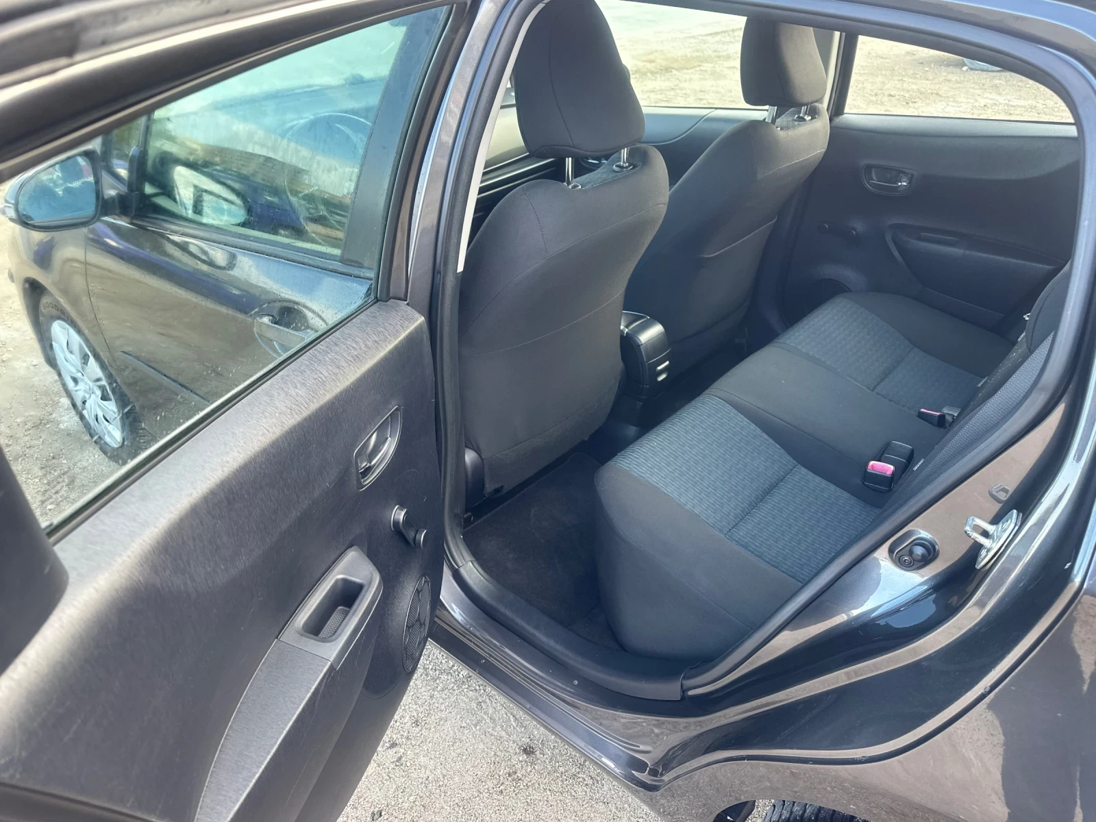 Toyota Yaris 1.4 D4D Navi | Mobile.bg   15