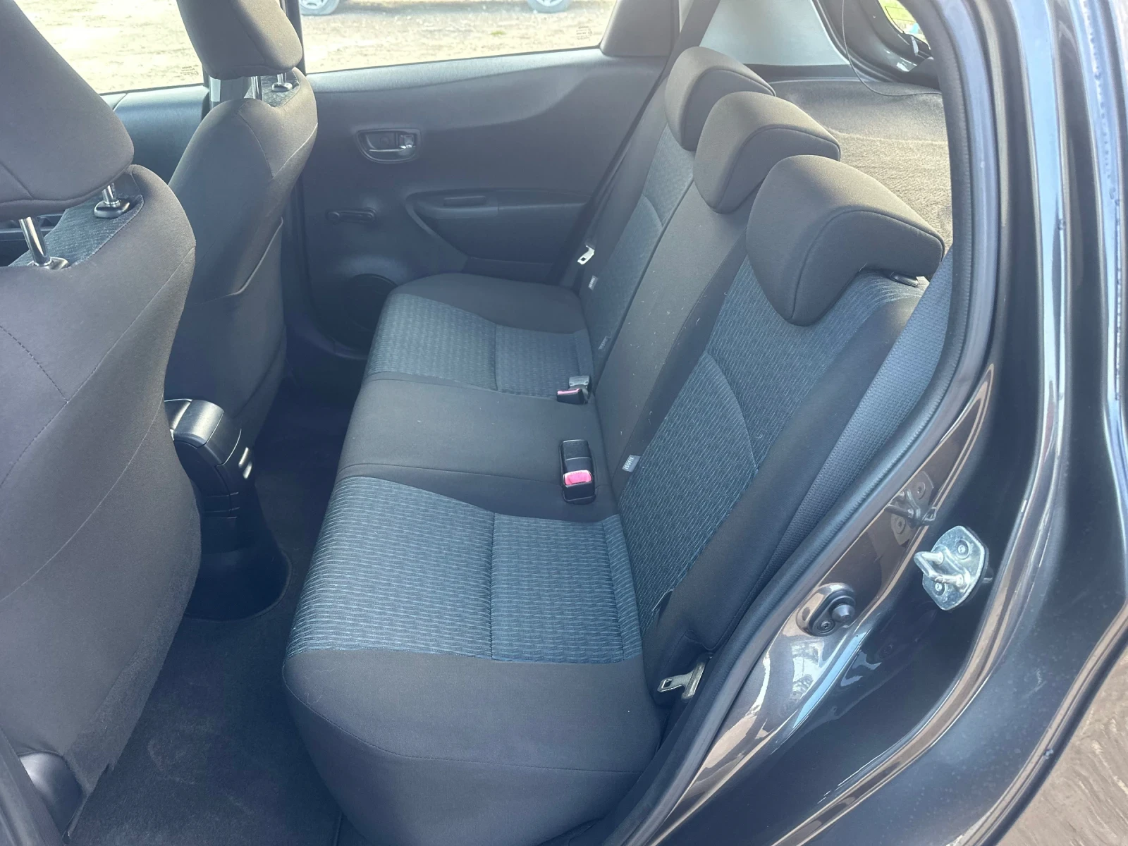 Toyota Yaris 1.4 D4D Navi | Mobile.bg   16