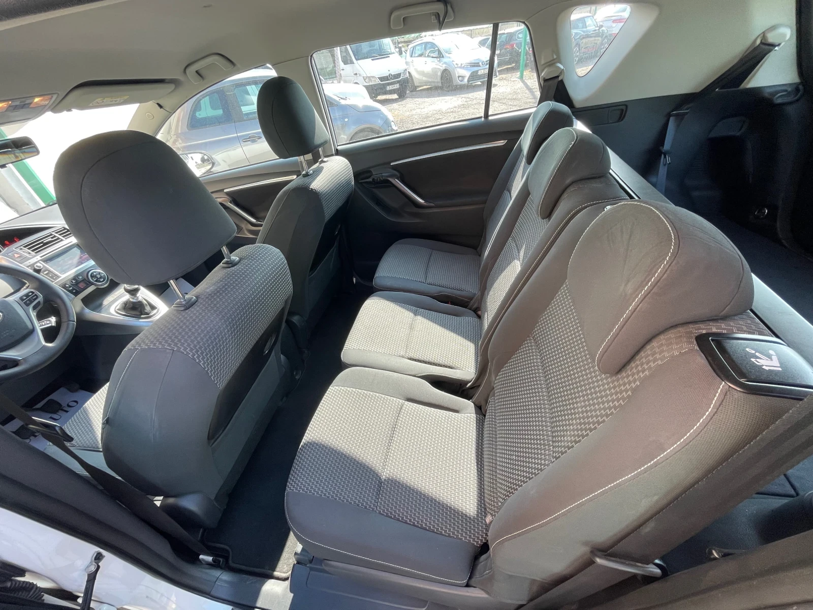 Toyota Verso D4D* НАВИГАЦИЯ* КАМЕРА* 7 МЕСТА | Mobile.bg — изображение 14