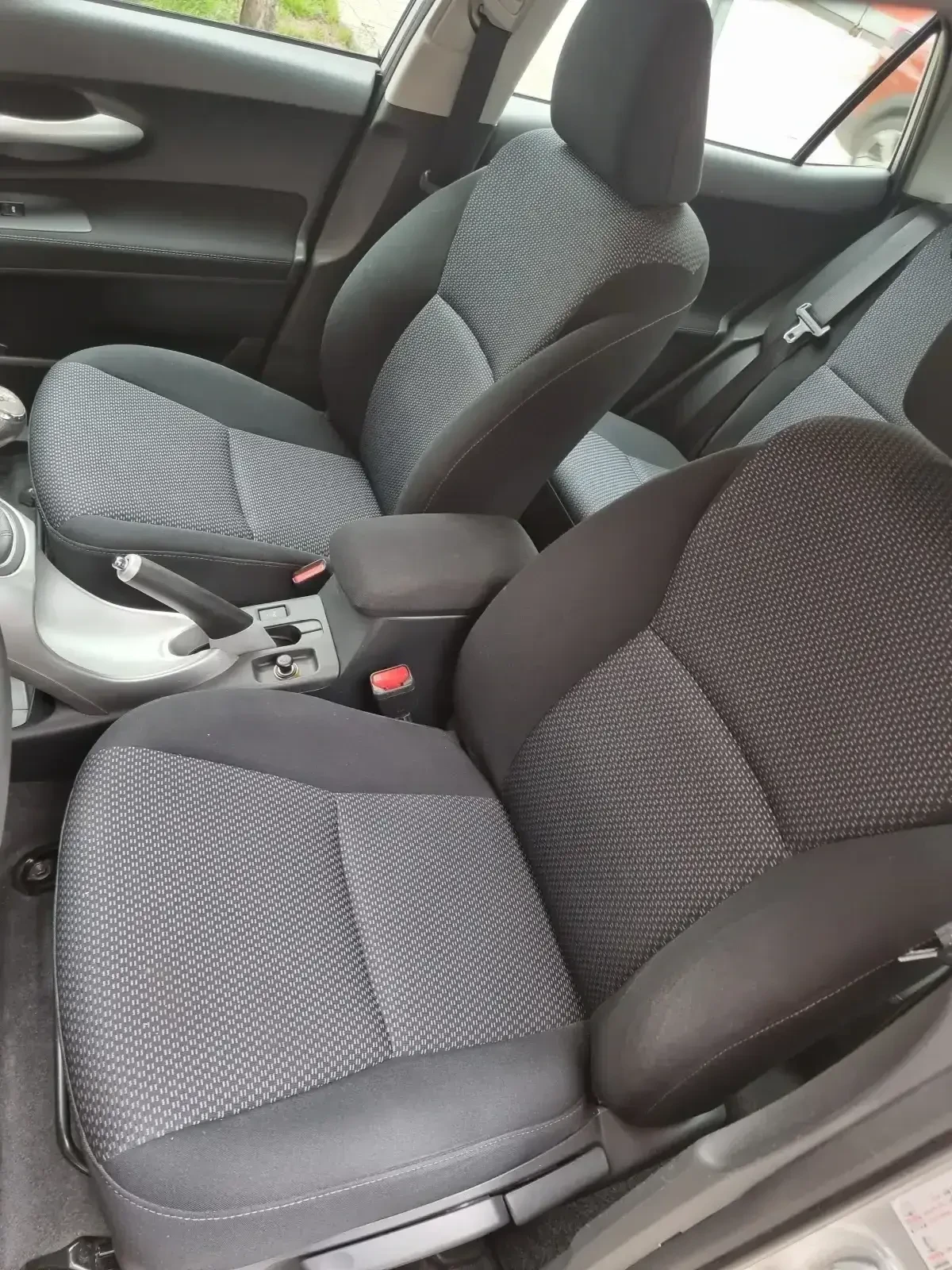 Toyota Auris * 1.6* 132PS* Executive*  - изображение 9