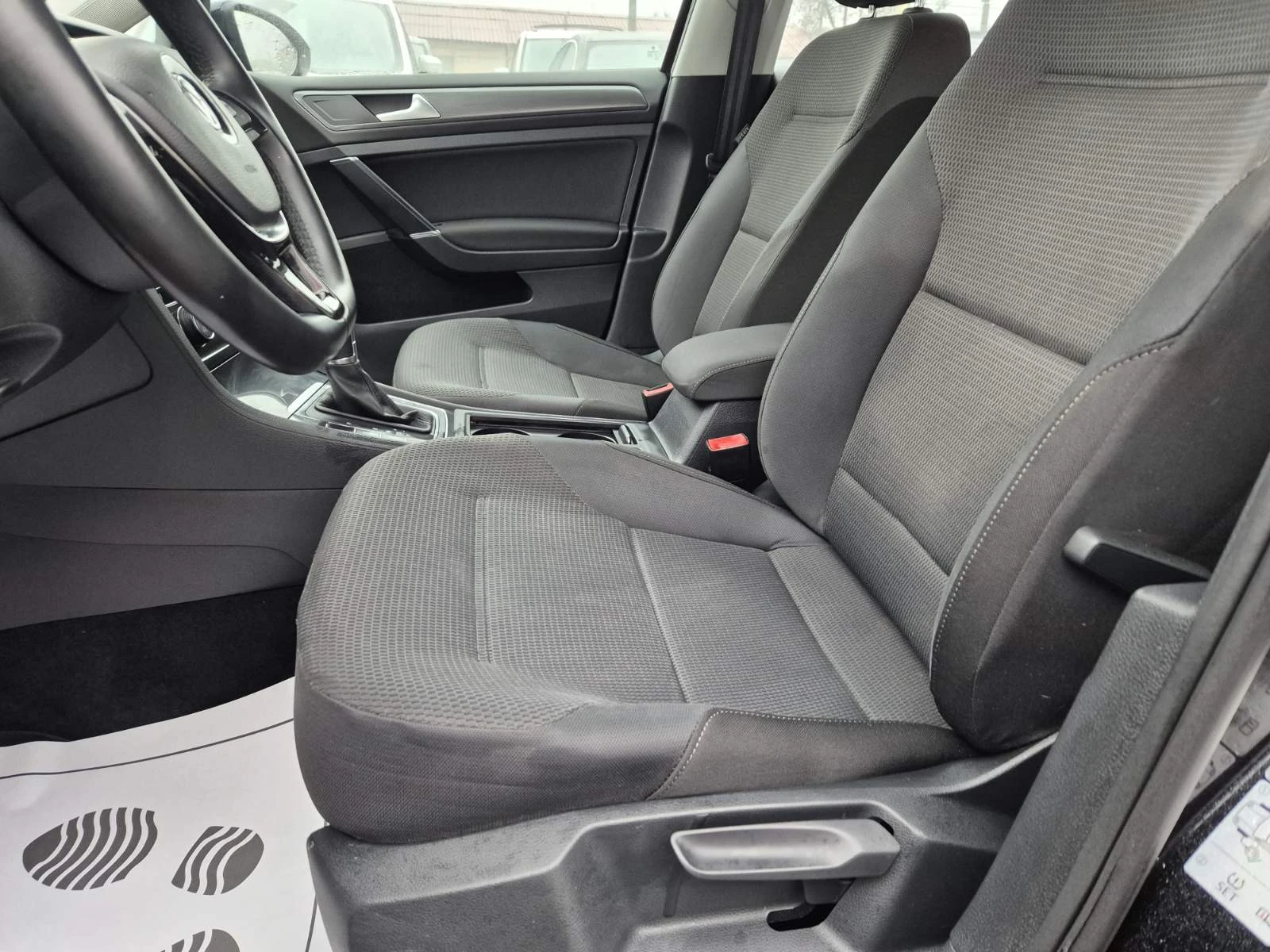 VW Golf 1.4-DSG - изображение 7