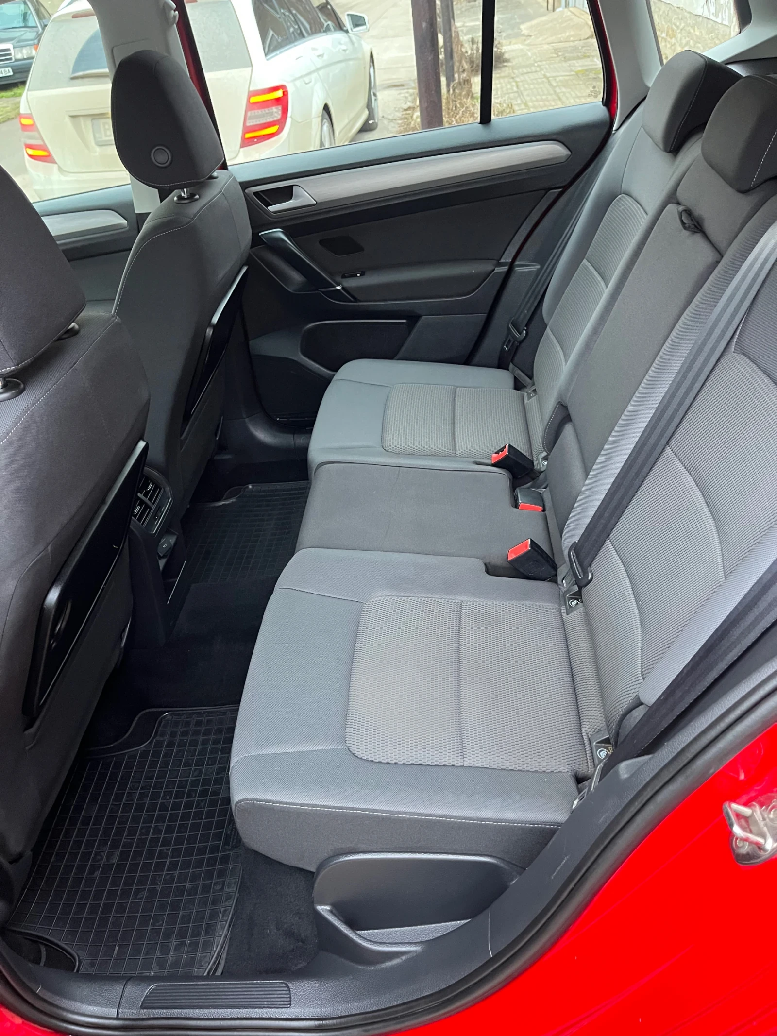 VW Sportsvan 2.0TDI-Distronic | Mobile.bg � ����������� 10