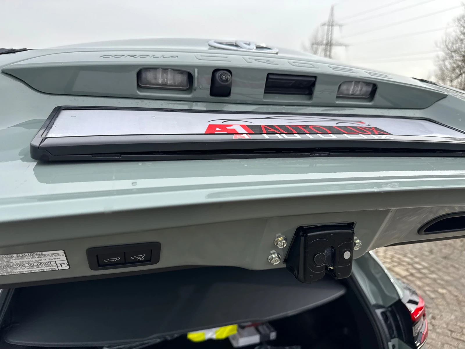 Toyota Corolla Cross   2.0 HEV Executive Plus | Mobile.bg � ����������� 17