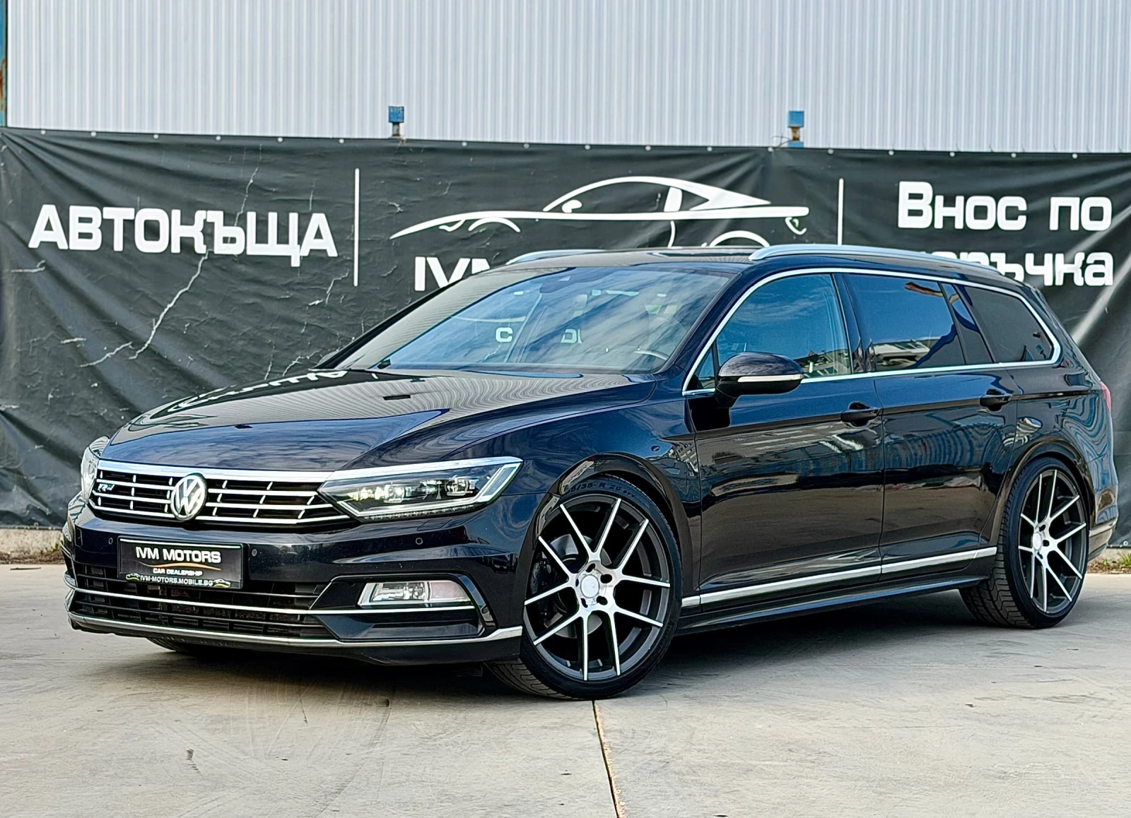 VW Passat 2.0TDI* 190* R-LINE* 4MOTION* PANO* DISTRONIC* , снимка 3 - Автомобили и джипове - 53977257